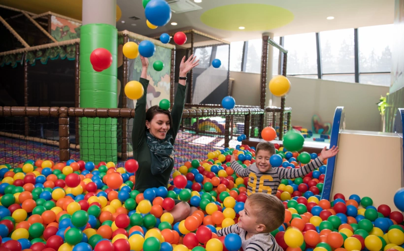 Kids playing in indoor play area Hyderabad